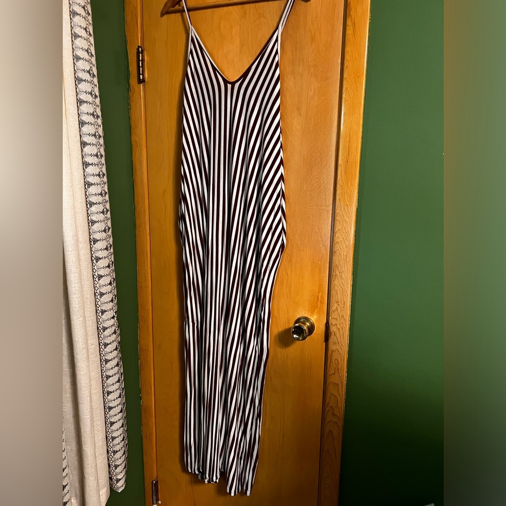 Love in Maxi dress size L.